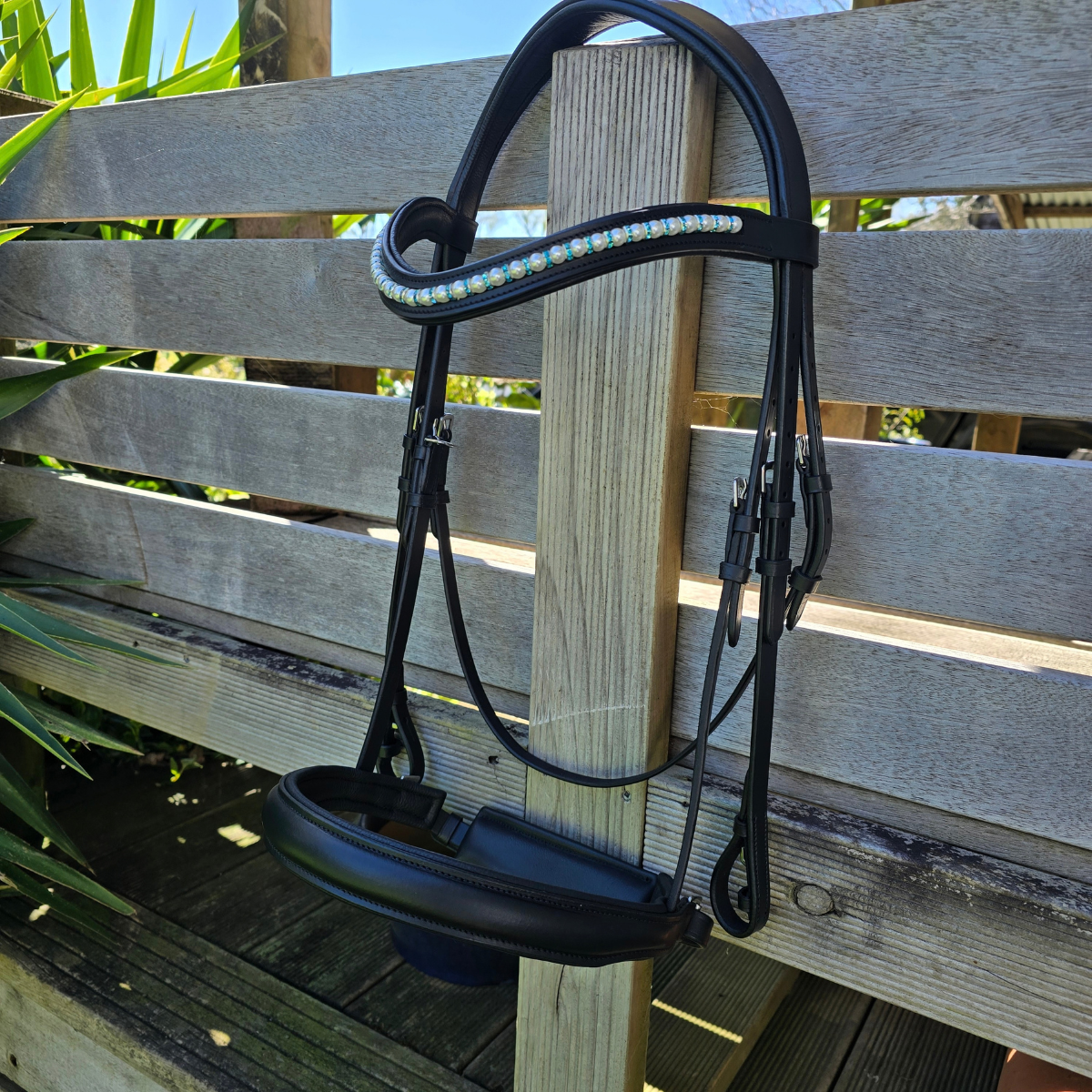 Monica Snaffle| Black | No Reins  Foxwood Equestrian | Showing Tack and Saddlery Store